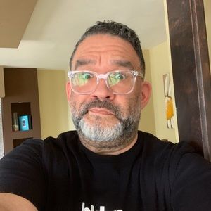 Meet your Posher, Jose